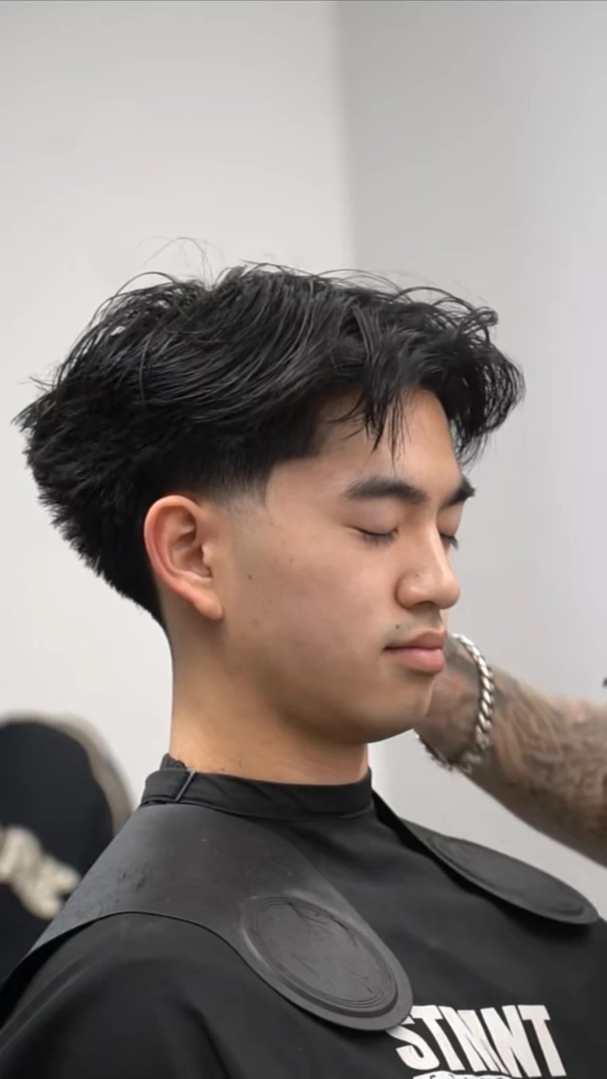 Textured crop with a low fade at fyf North